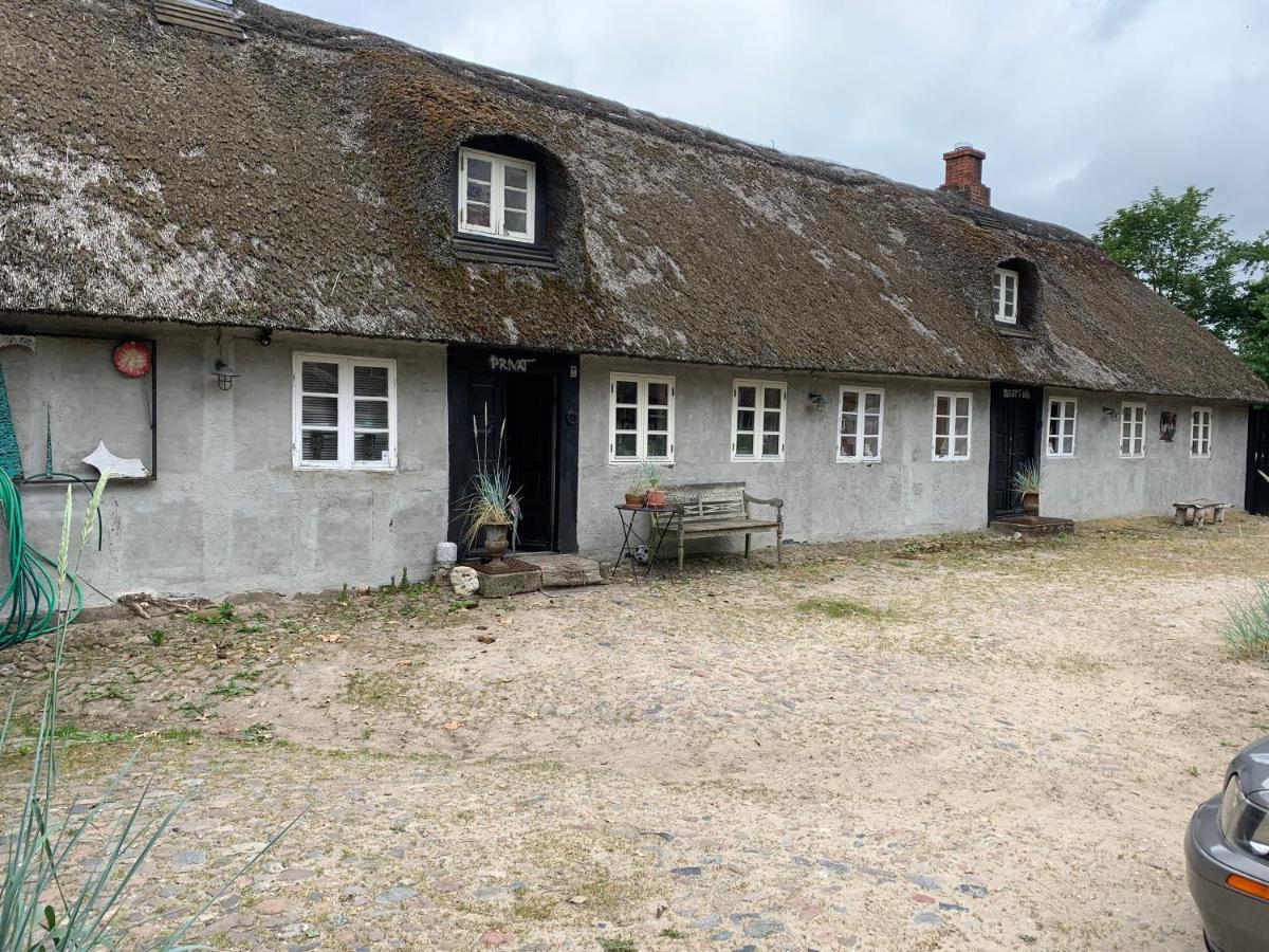 Farm61 Badehotellet I Det Midtjydske - Alder +18 Ar Tjele Екстериор снимка
