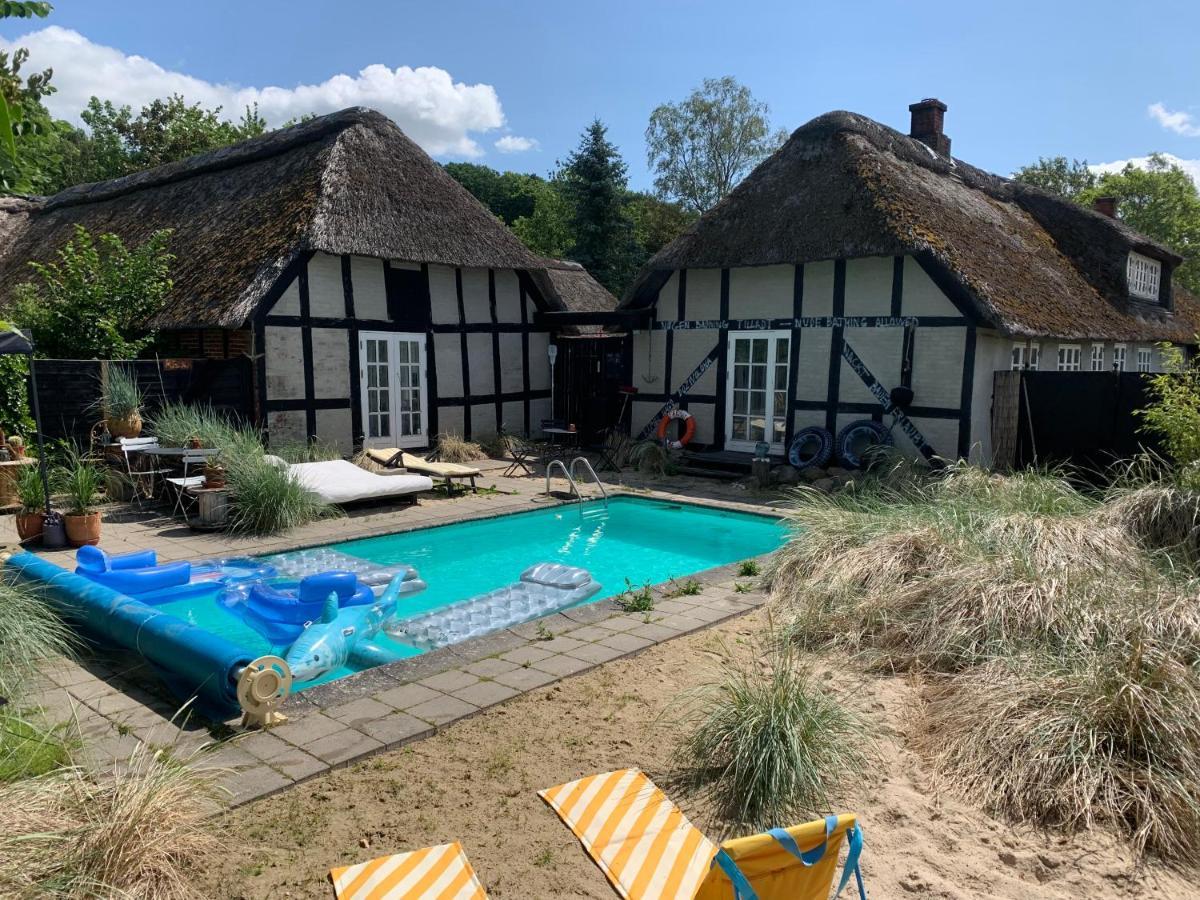 Farm61 Badehotellet I Det Midtjydske - Alder +18 Ar Tjele Екстериор снимка